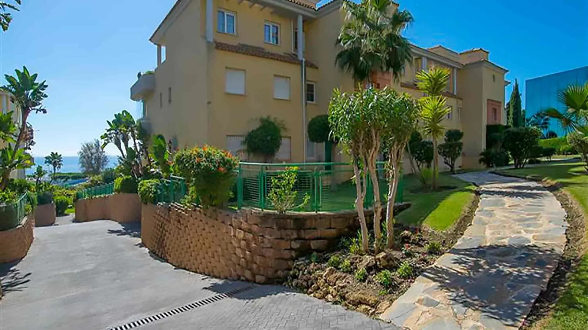 Las Mimosas Apartment Cabopino Beach Marbella Spanien
